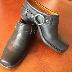 Frye Harness Mule - Black 8.5